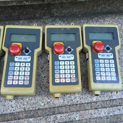 Купить Подержанный поверхностный регулятор КХ1-М5180-20С машины ИАМАХА размещения держателя удаленный онлайн изготовление